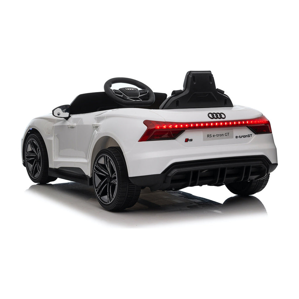Audi RS e-tron GT blanche enfant, vue trois quarts arrière