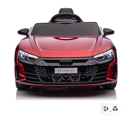 Audi RS e-tron GT rouge, voiture électrique enfant 12V, vue avec sa télécommande