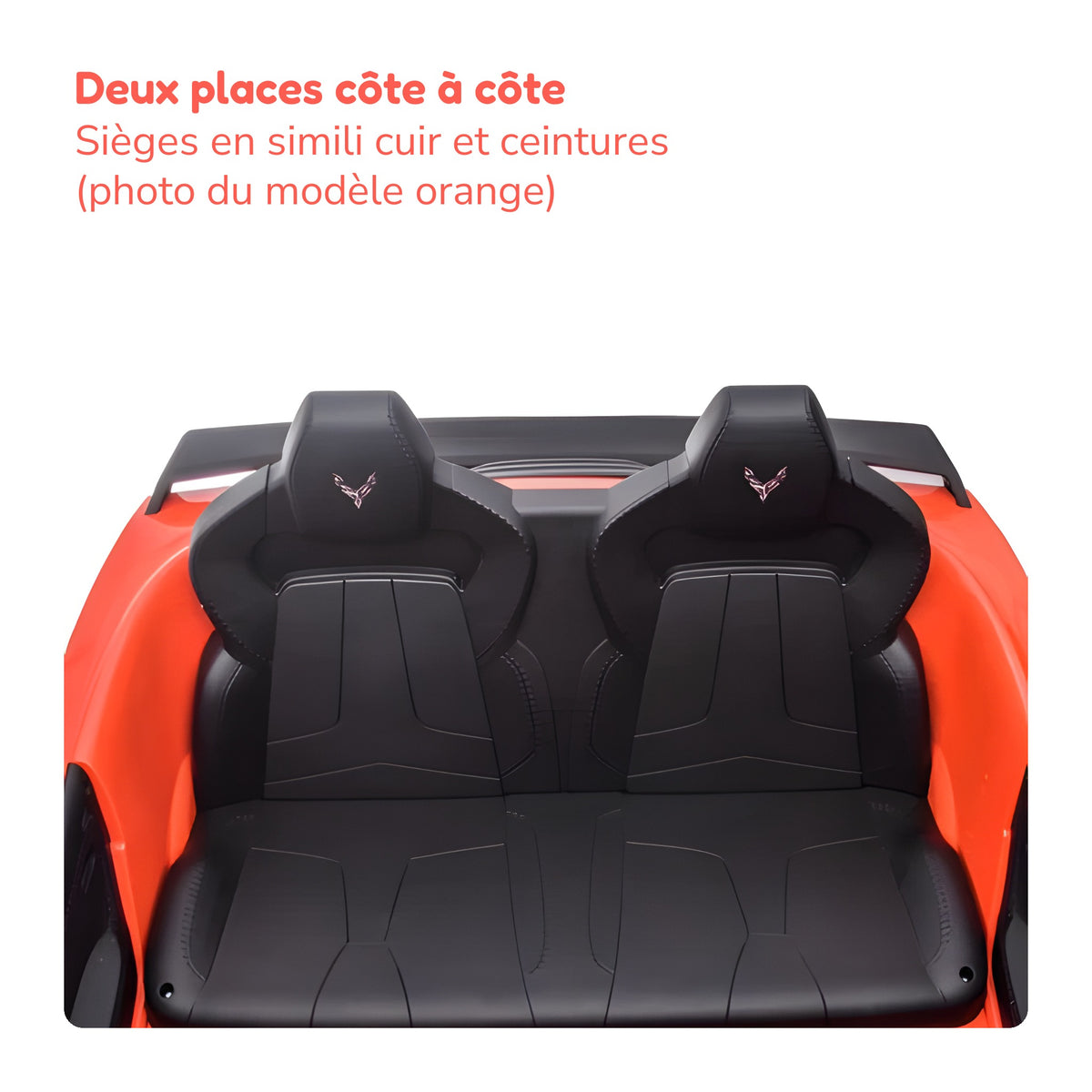 Deux places côte à côte de la Chevrolet Corvette enfant, sièges en simili cuir