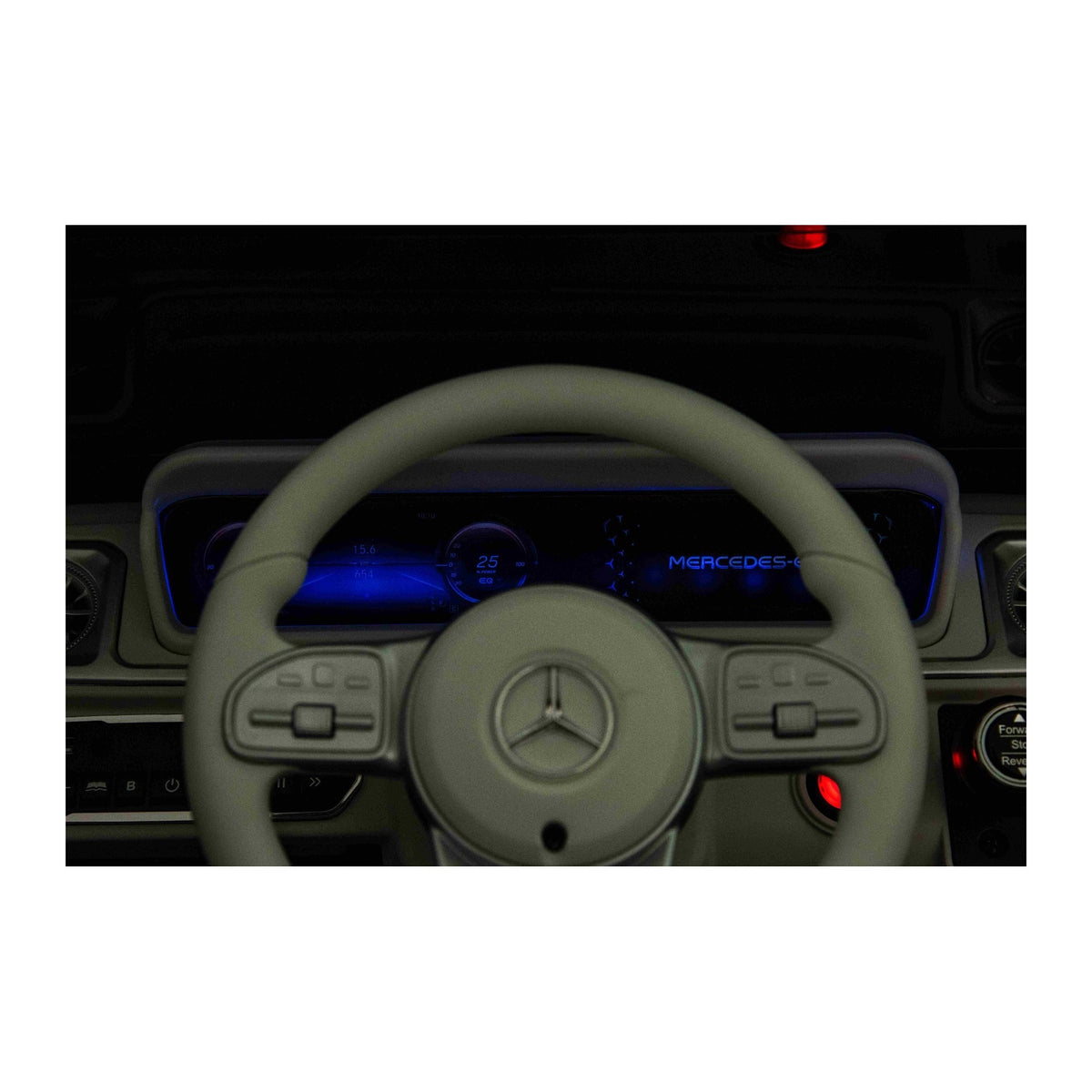 Eclairage bleu de l'instrumentation du Mercedes-Benz EQG