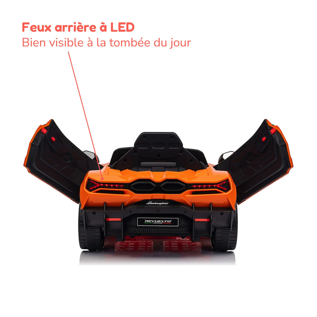 Feux arrière à LED de la Lamborghini Revuelto enfant