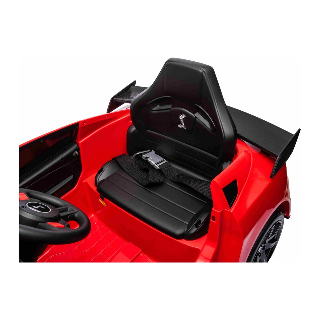 Volant et siege avec logo Cobra du Ford Mustang Shelby GT500
