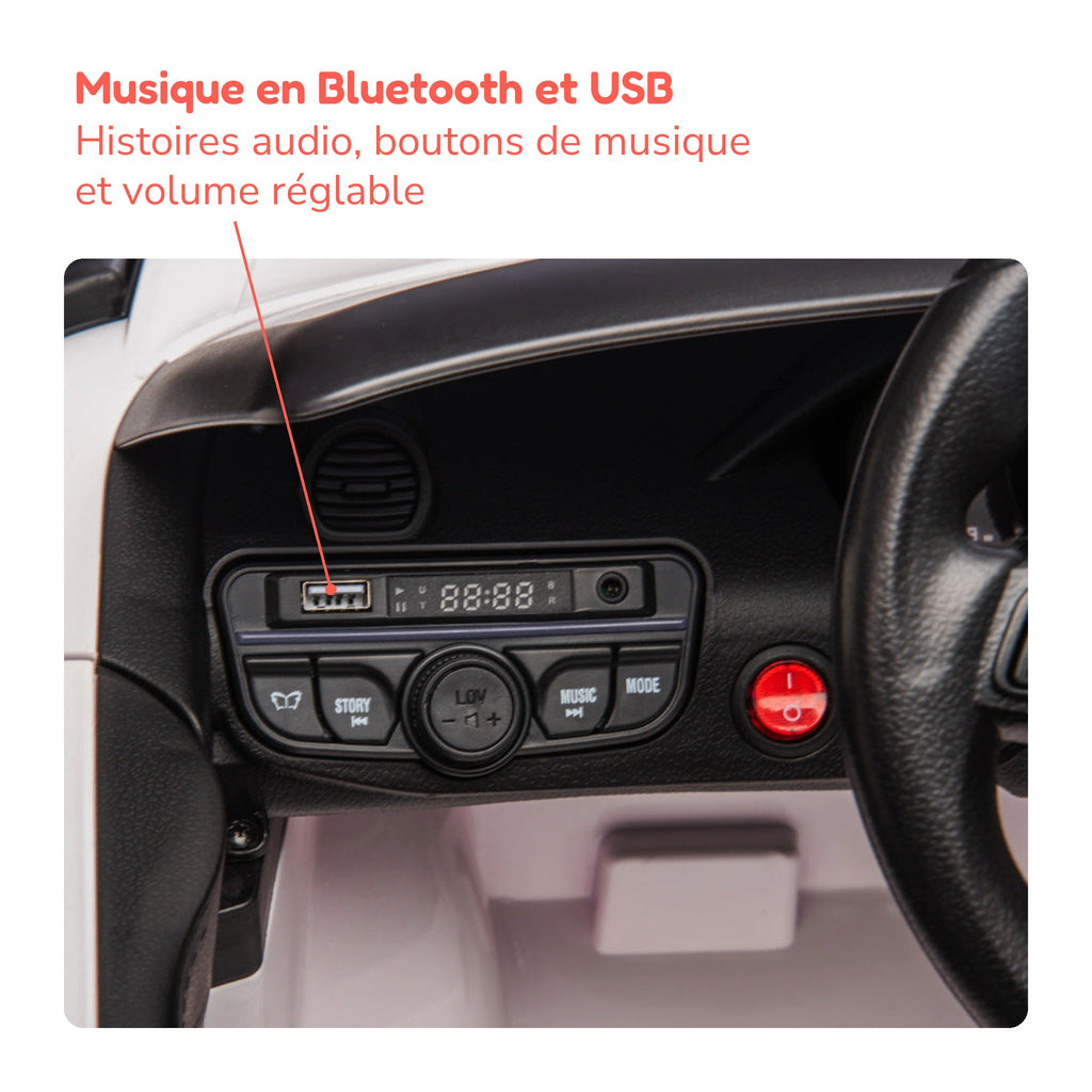 Tableau de bord de la Porsche Spyder RS enfant : musique Bluetooth et USB, histoires audio, volume réglable